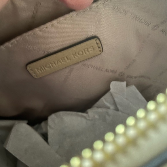 Michael Kors Leather Gold Metallic Jet Set NWT - Picture 6 of 13